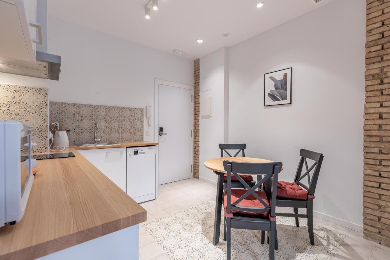Modern Apartment Close To City Centre Valensiya Dış mekan fotoğraf